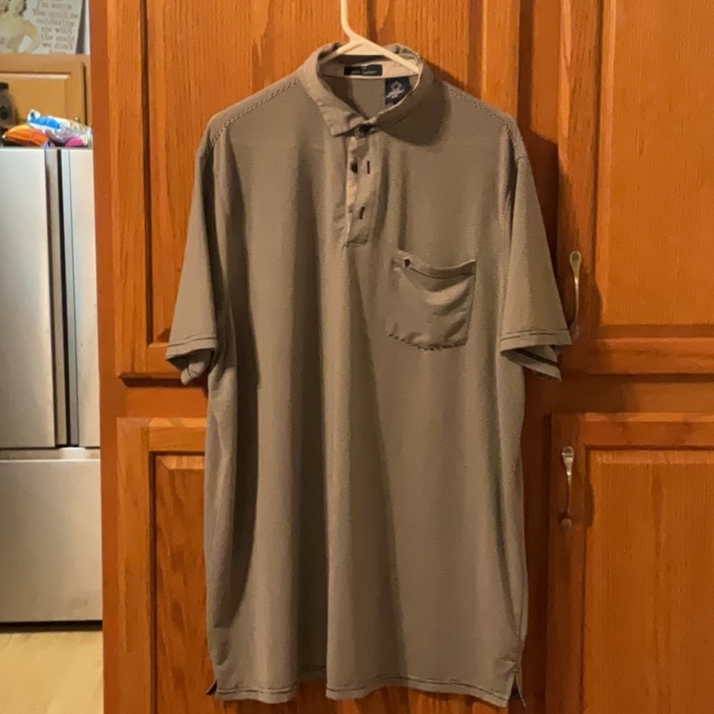 Gently used simply Southern men’s polo size 2 XL